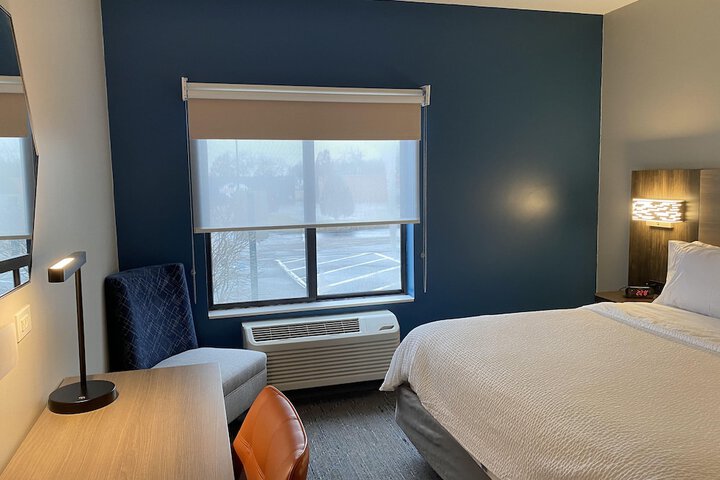 Room 26 of 55