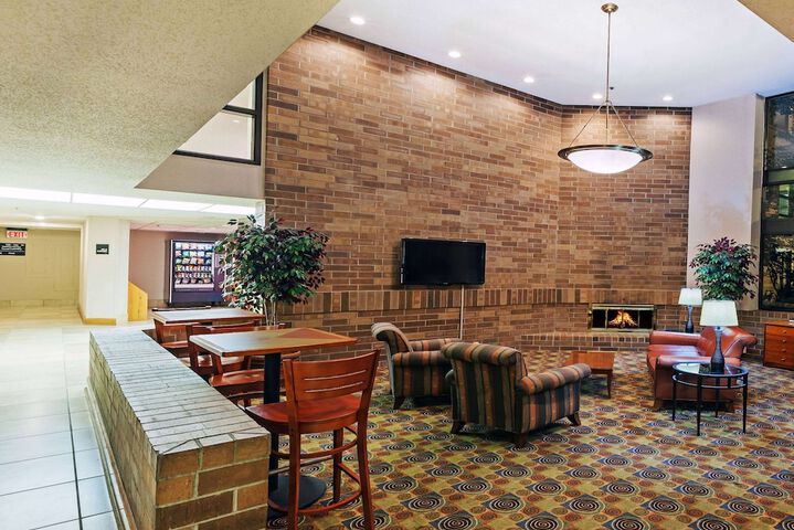 Hotel Interior 14 of 36