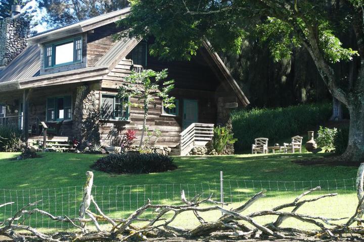 Kohala Lodge- Vacation Rental House