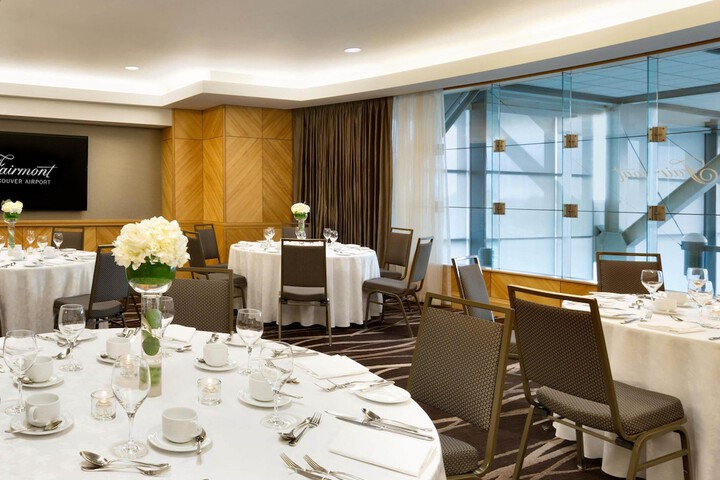 Fairmont Vancouver Airport In-Terminal Hotel