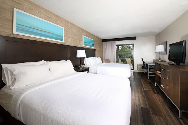 Room 43 of 117