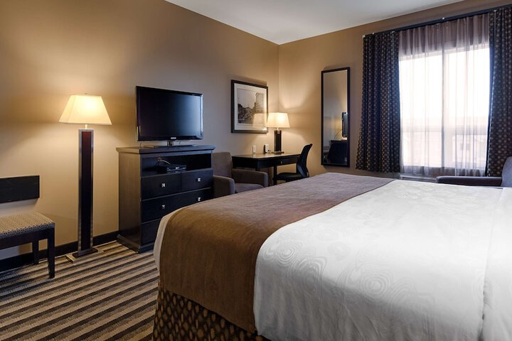 Room 16 of 37