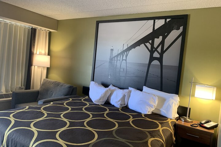 Room 19 of 21