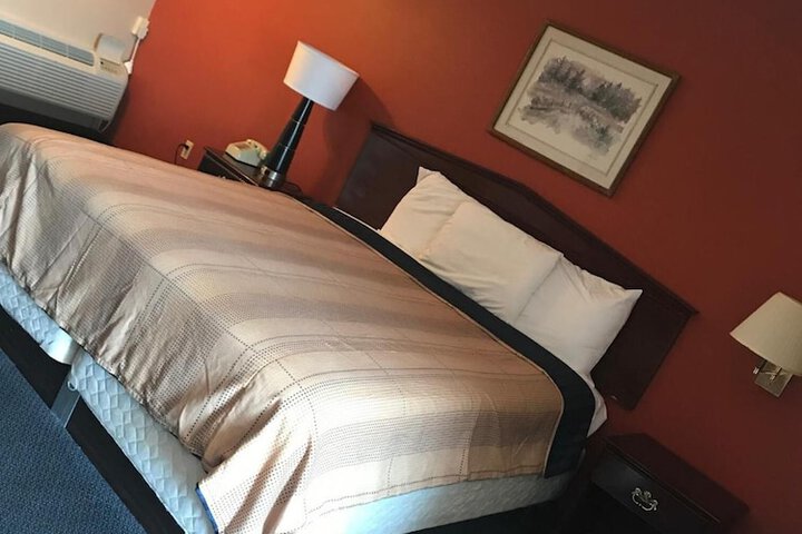 Room 44 of 46