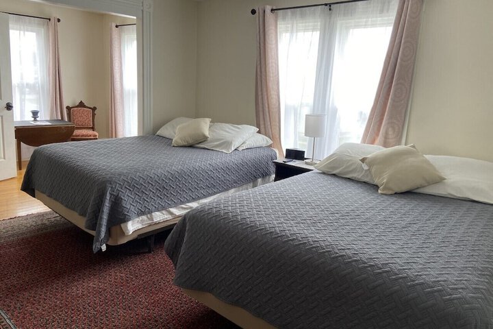 Room 25 of 51
