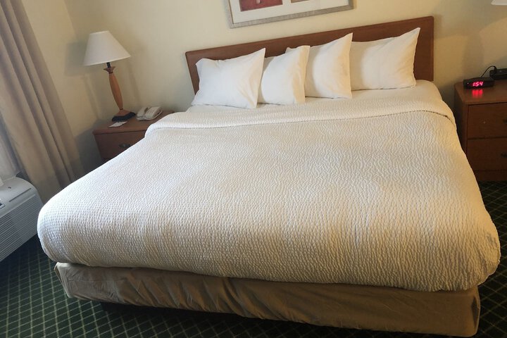 Room 32 of 44