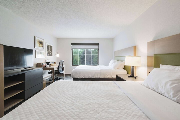 Country Inn & Suites by Radisson Lake George (Queensbury), NY