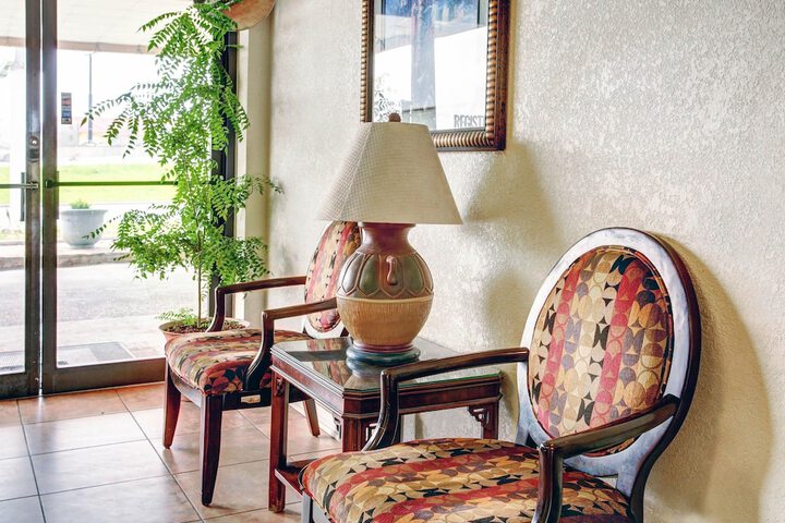 Hotel Interior 10 of 31