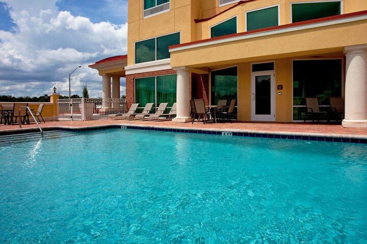 Pool 6 of 35