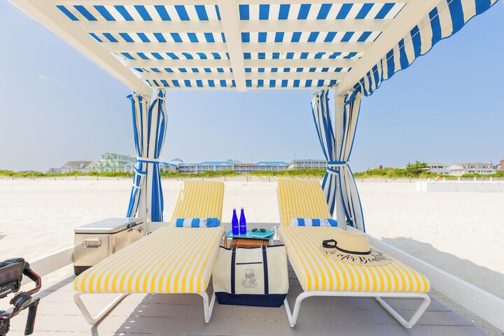 La Mer Beachfront Resort