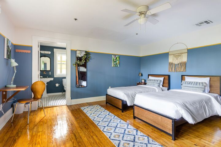 Room 19 of 55