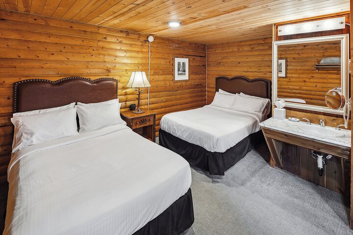 Denali Crows Nest Cabins