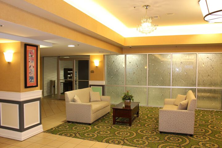 Hotel Interior 9 of 39