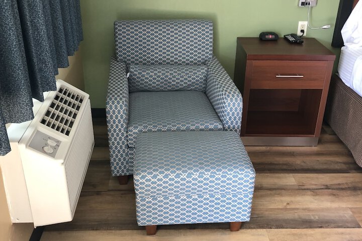 Room 43 of 57