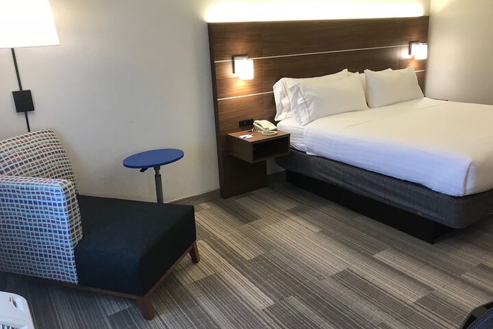 Holiday Inn Express Hotel & Suites Rochester - Victor by IHG