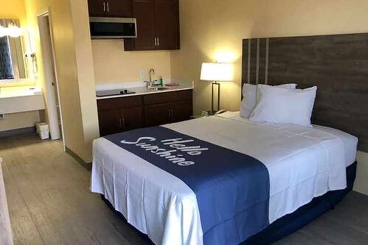Room 7 of 20