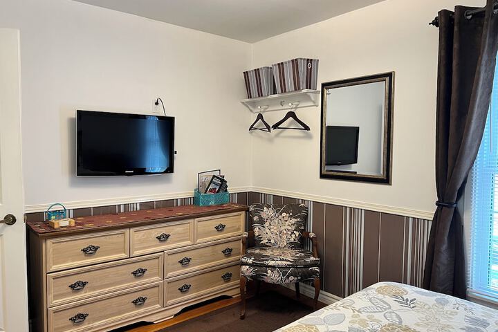 Room 13 of 39