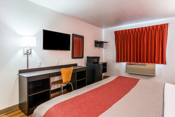 Room 25 of 30
