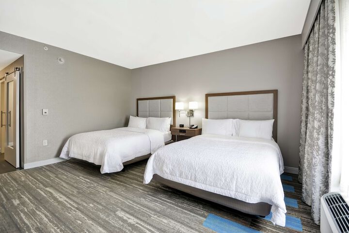 Room 42 of 61