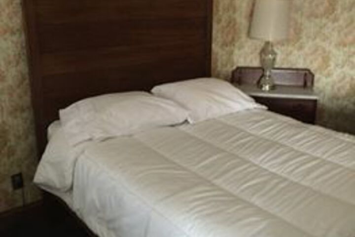 Historic Calumet Inn
