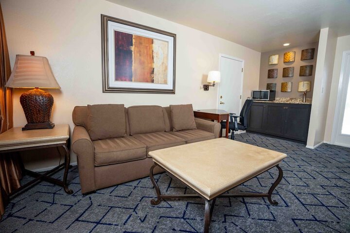 Kimpton Miralina Resort & Villas by IHG