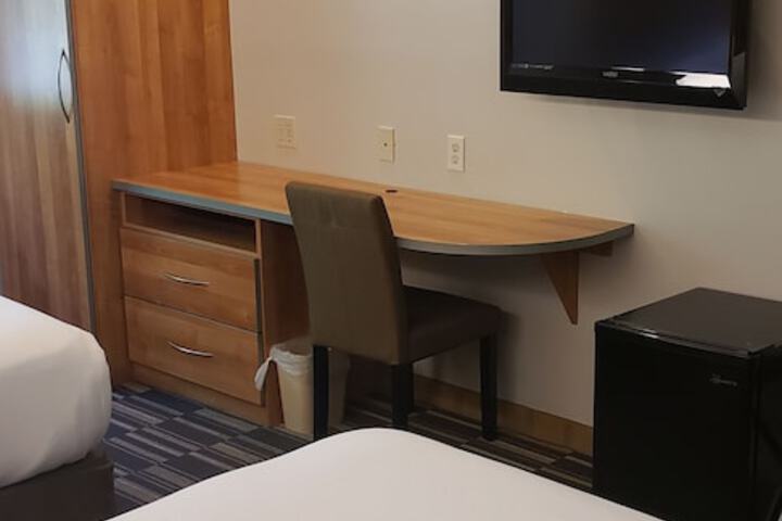 Room 12 of 42