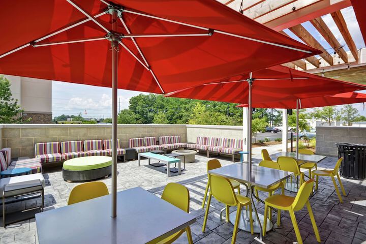 Terrace/Patio 38 of 40