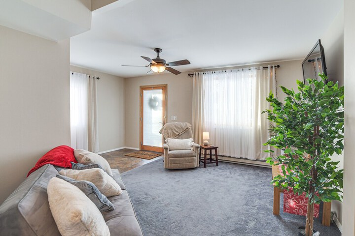 Charming Crookston Home: Walk to Downtown!