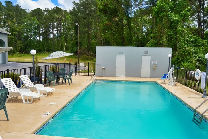 Pool 9 of 38