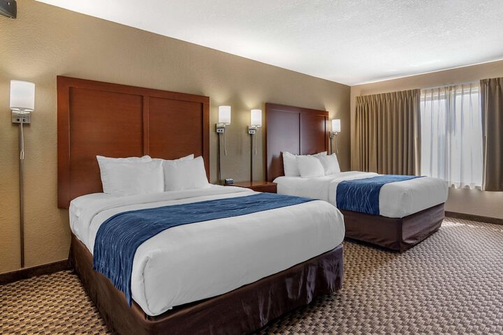 Comfort Inn & Suites Blue Ridge
