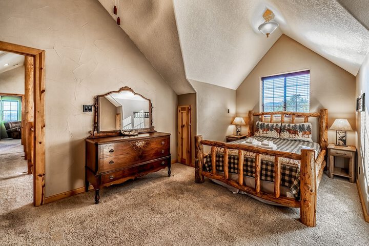 Room 11 of 41