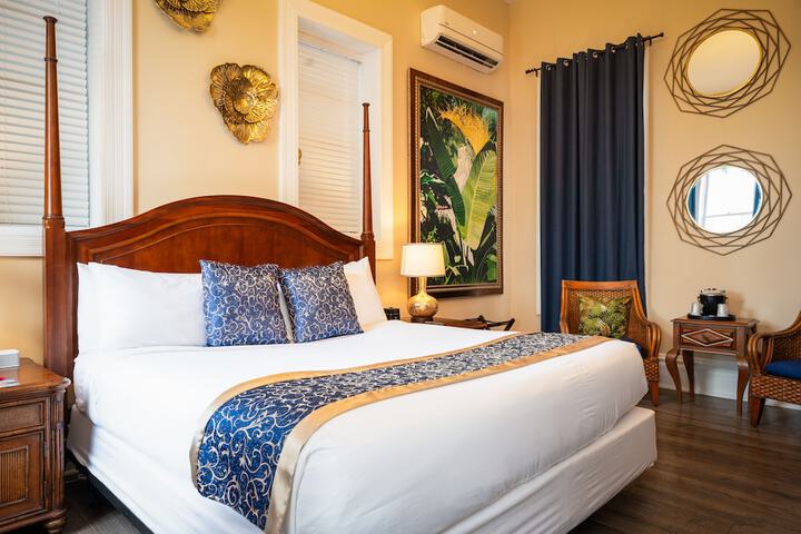 Southernmost House - Adult Exclusive