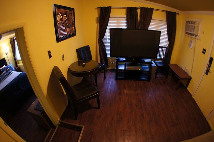 Room 21 of 44