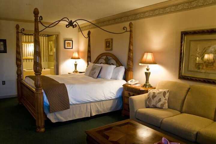 Room 15 of 39