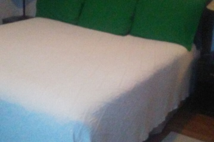 Chameleon Hotel