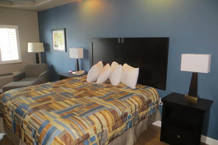 Room 22 of 49