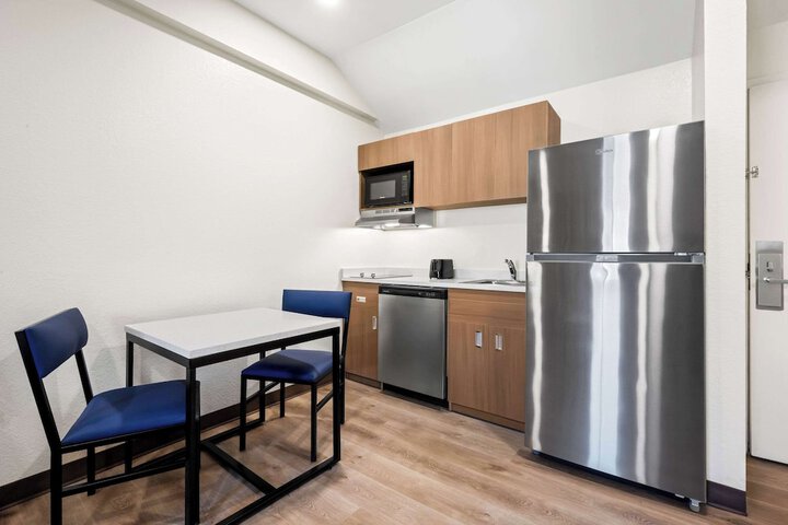 Room 12 of 29