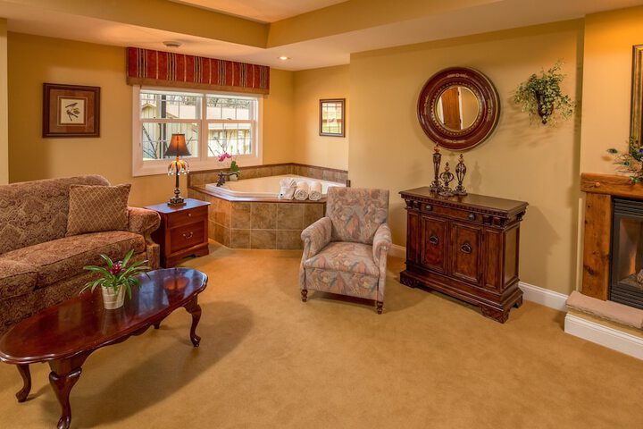 Goldmoor Inn