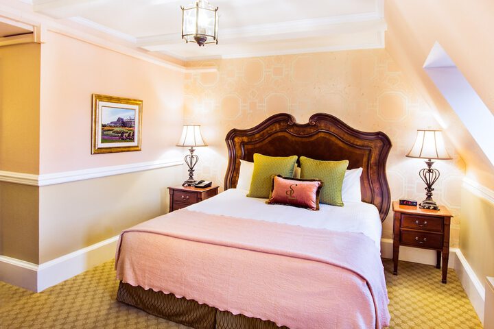 Room 20 of 74