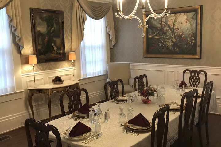 The Pepin Mansion Historic B & B