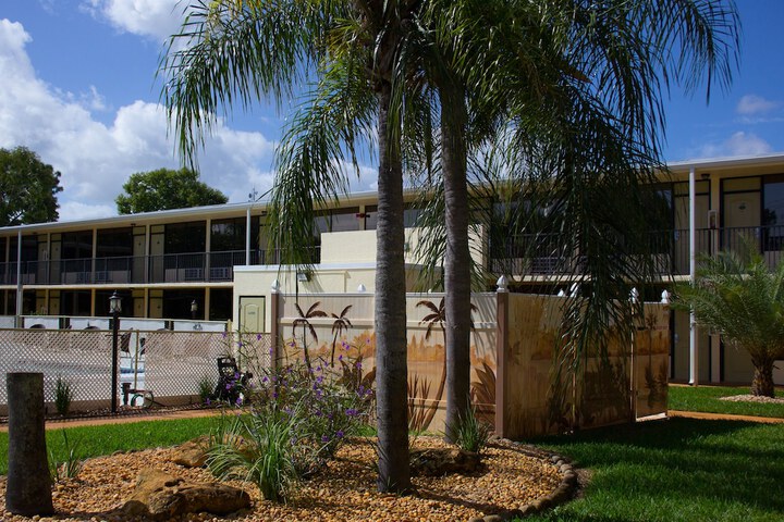 Property Grounds 44 of 47