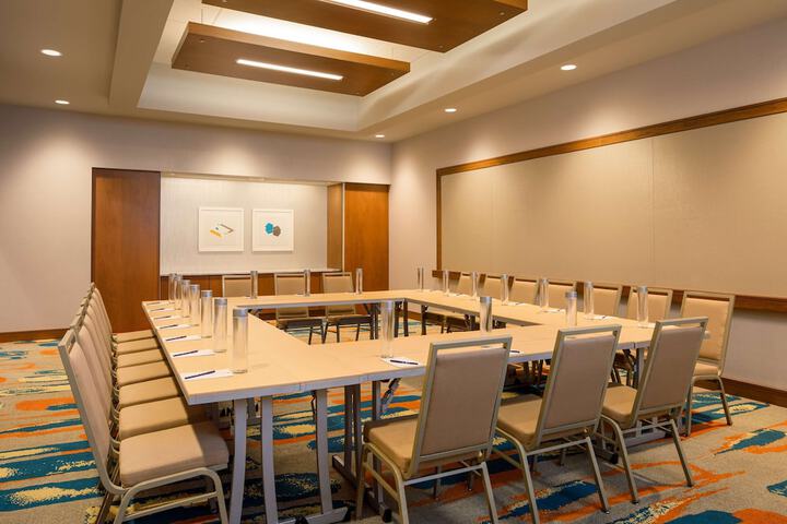 DoubleTree by Hilton Pittsburgh - Cranberry