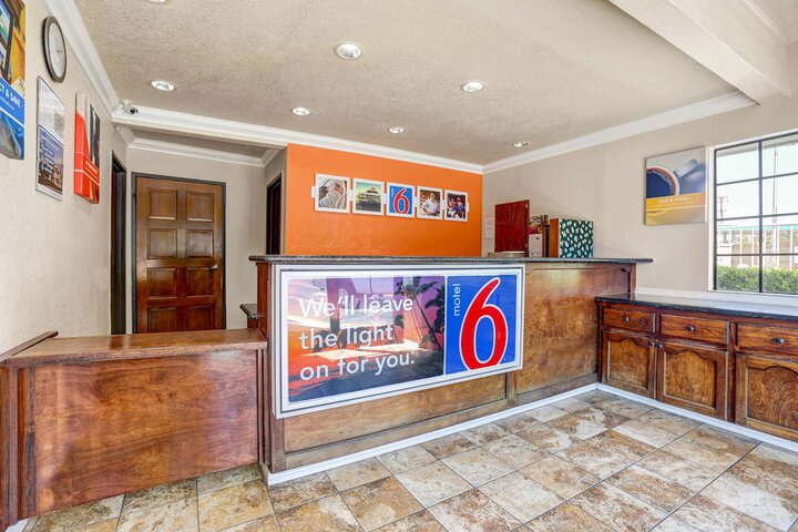 Hotel Interior 11 of 24