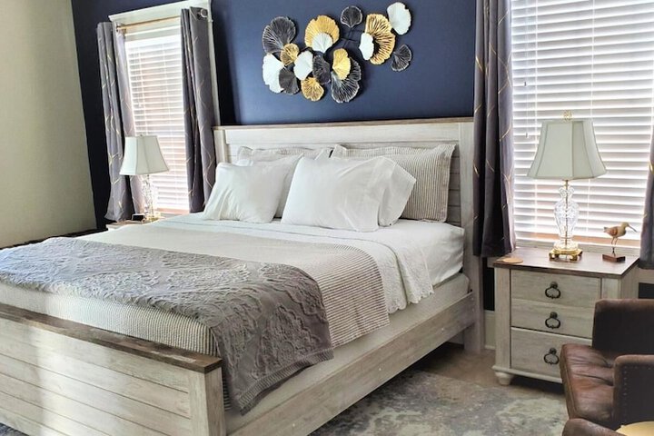Room 32 of 52