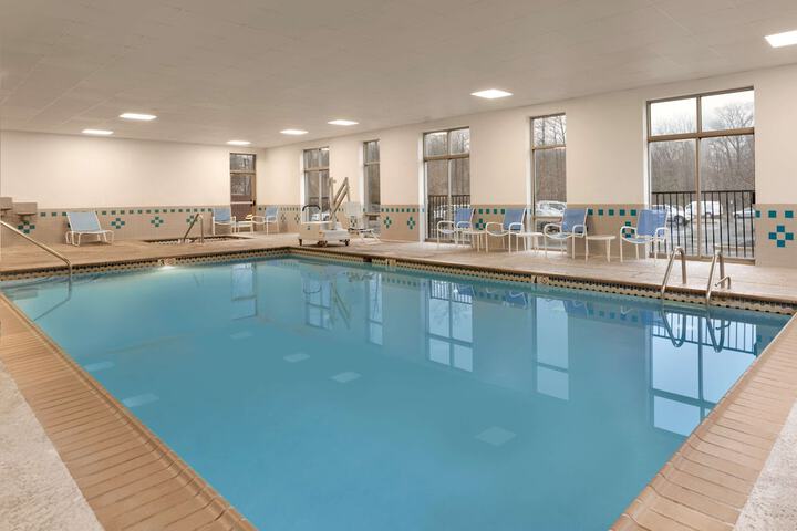 Pool 4 of 33