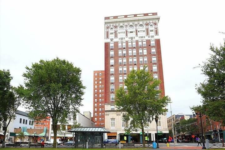 Landing Furnished Apartment Near Yale University