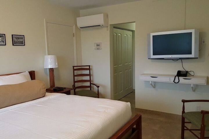 Room 47 of 85