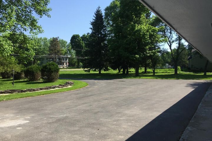 Property Grounds 24 of 24
