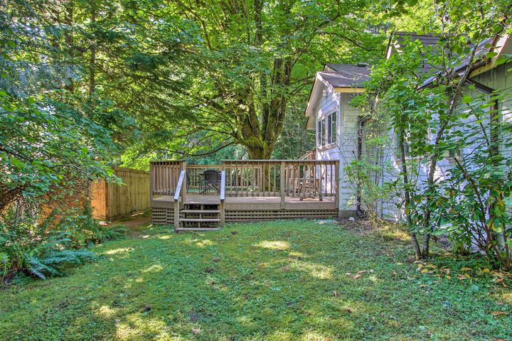 elk Hideaway: Ashford Cottage w / Hot Tub!