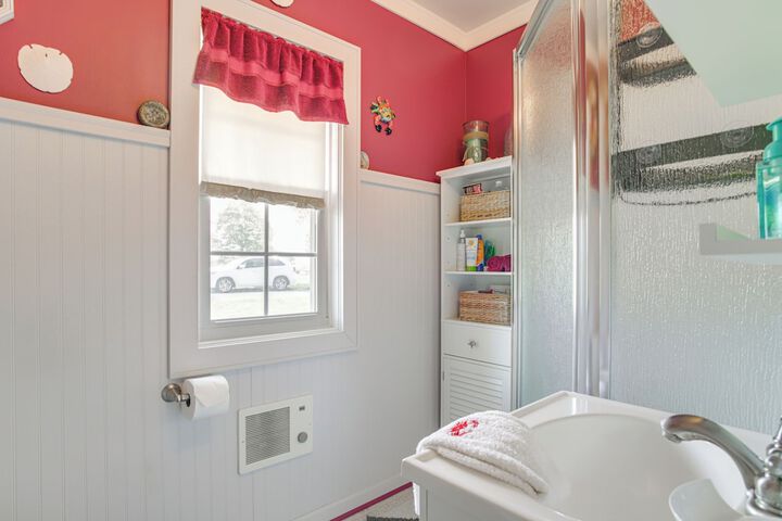 Waterfront Maryland Retreat w / Dock & Bay View!